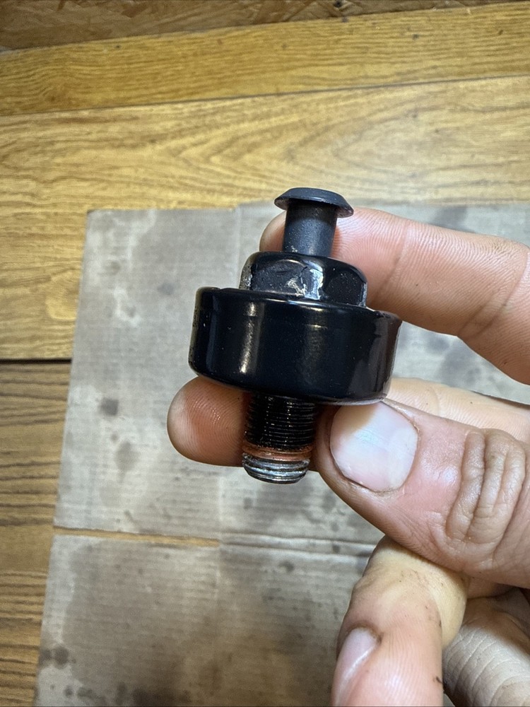 Mercruiser 454 MPI spark plug knock sensor 805544T