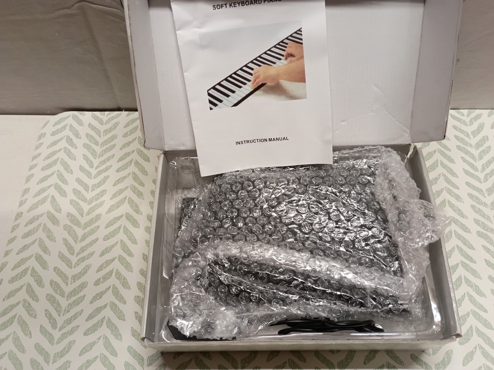 Hand Roll Soft Keyboard Piano - 61 Midi