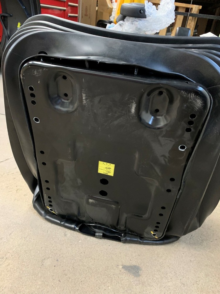 KUB V0511-38150 Mechanical Seat Suspension