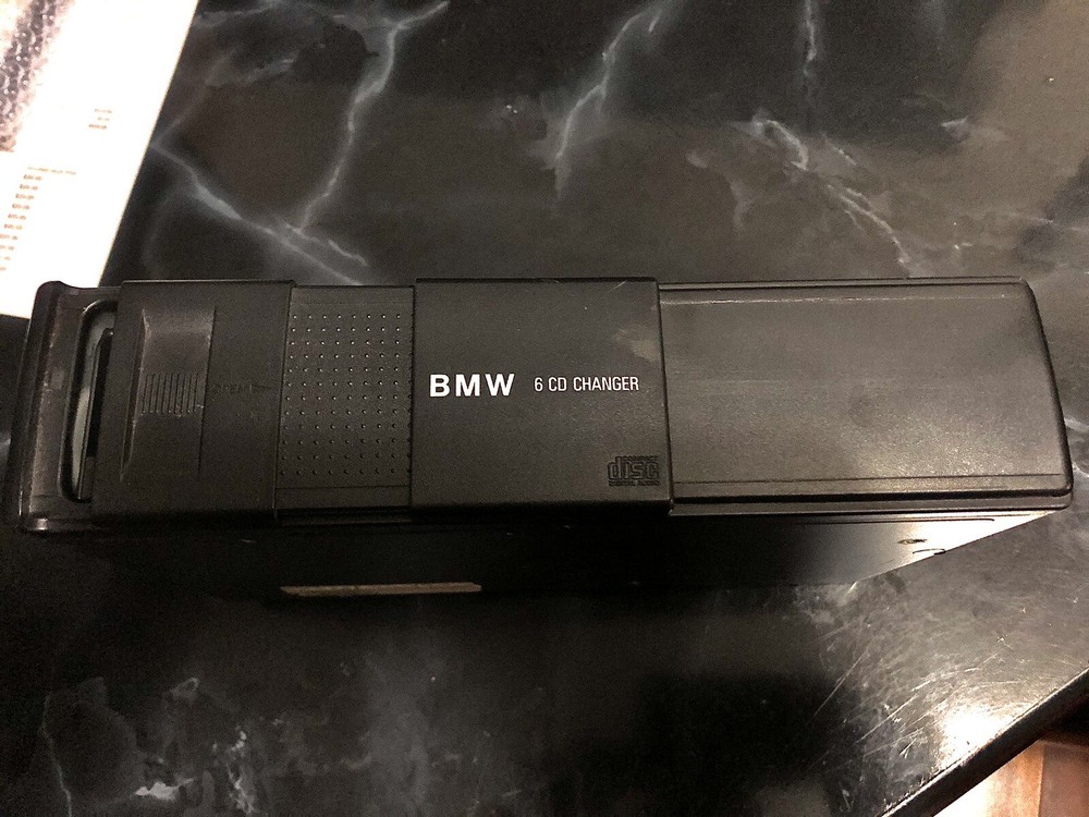 BMW E39 6 Disc cd Changer. Z3, E36, E46, X5