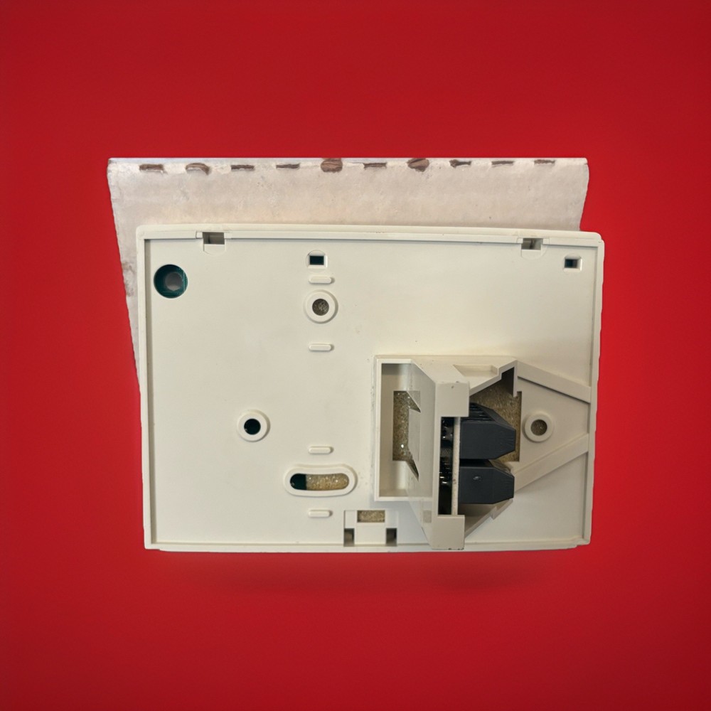 CARRIER CONTROLS THERMOSTAT MS04ES
