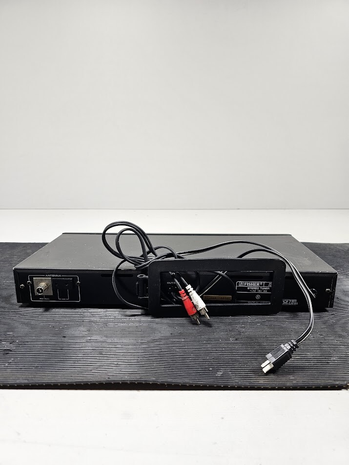 Fisher Studio Standard Tuner - Used, Working Condition