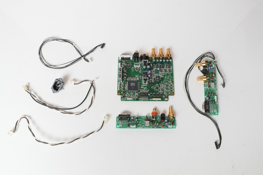 Esoteric DV-50 Original Pull Board Set — Genesis FLI2310 Video & Digital Output