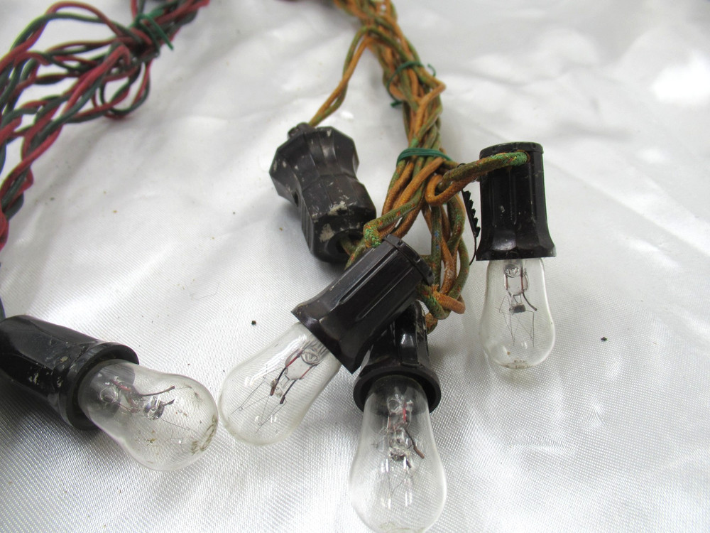 Vintage Christmas 2 White String 7 bulb Lights 8' Paramount Bakelite base C-7