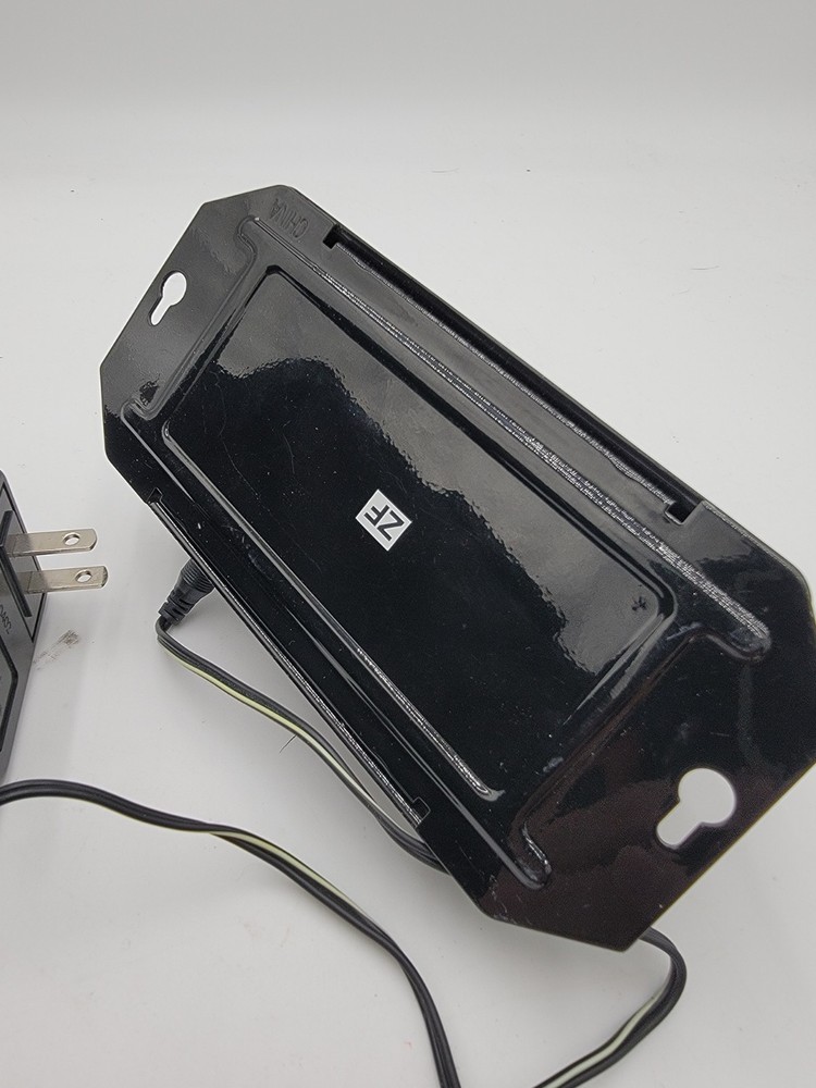 Channel Master 4-Set Indoor Distribution Amplifier Model 3044 w Return Path