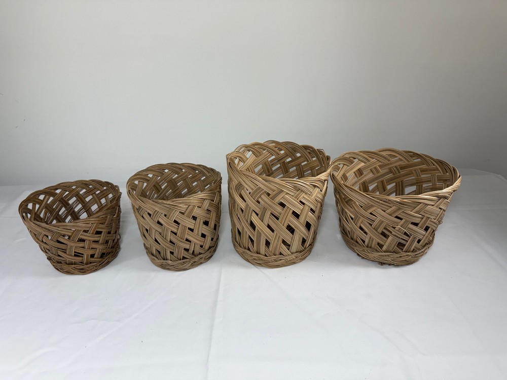 Hand Made Philippine Natural Coco Midrib Round Gift Baskets, Bread Roll Baskets,