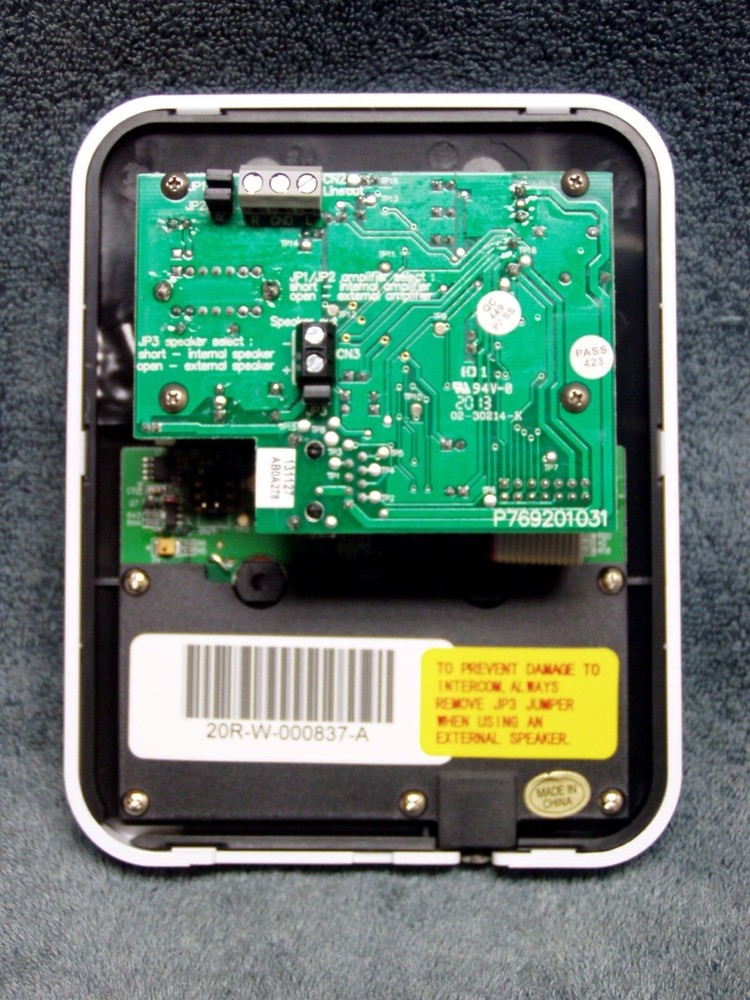 IntraSonic I2000MPAC White Bluetooth Intercom (6) Station Kit IST