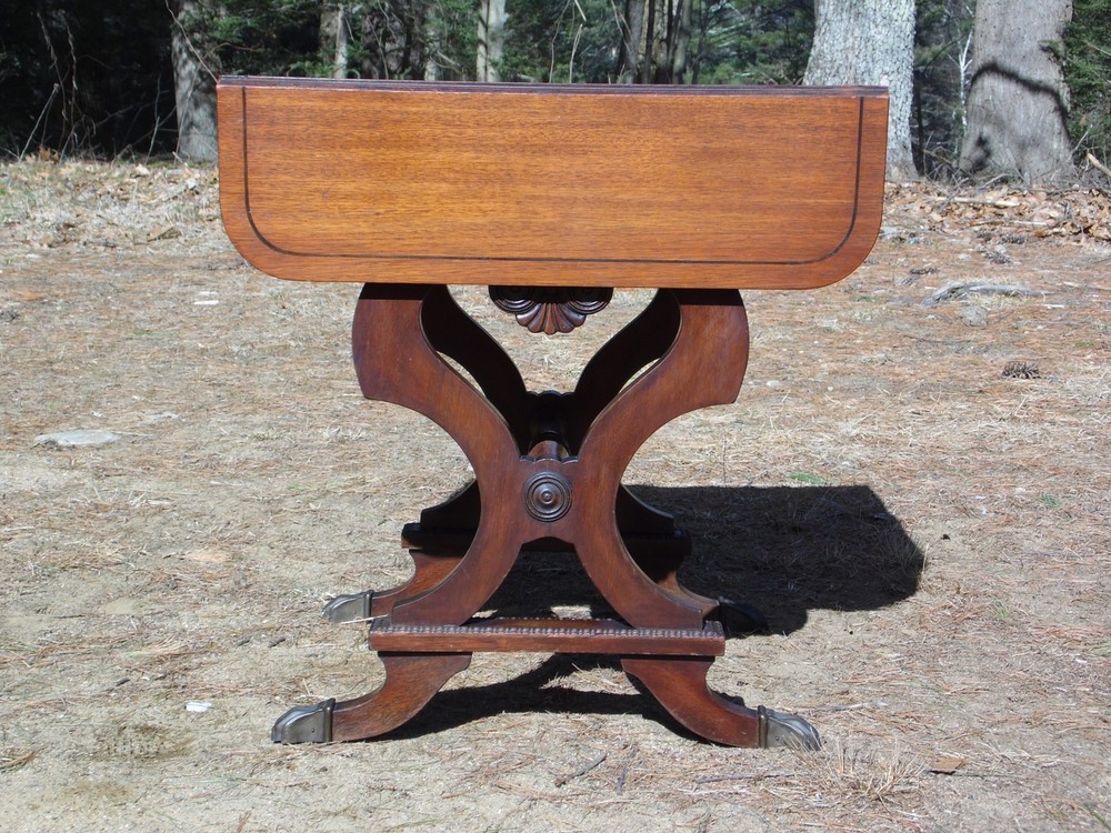 Vintage Federal Style Mahogany Double Drop Leaf Side Table
