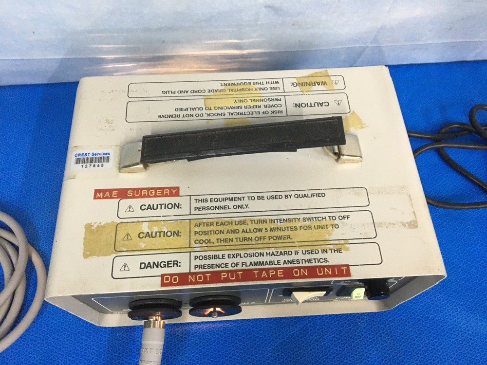 Luxtec Fiber Optics 001300A Light Source Universal Series 1300 with Light Cable