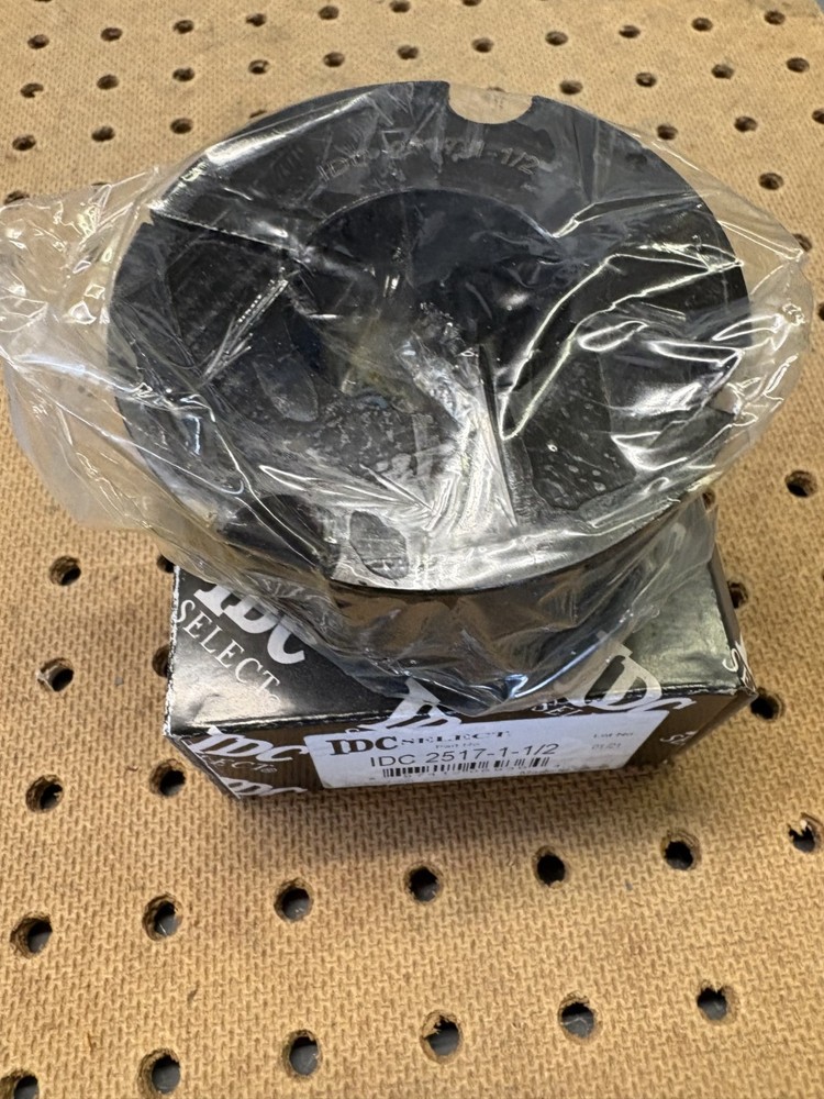 2517 1-1/2 Tapered Bushing