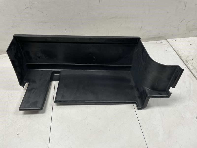 2006 VOLVO XC90 OUTERBATTERY BOX UPPER CASING COVER OEM+