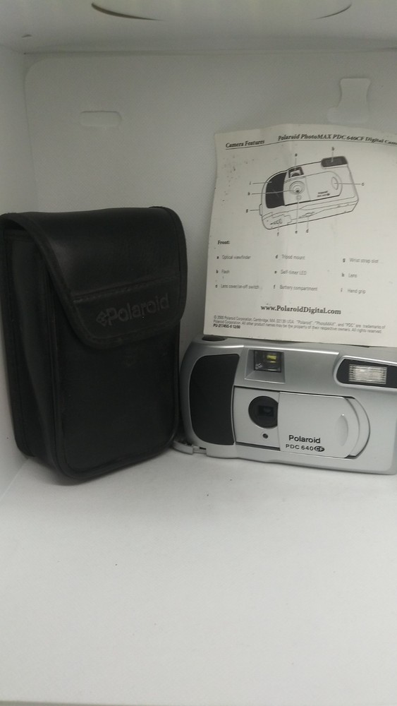 Polaroid PDC 640 CF UNTESTED feature card BOOK AND BLACK CASE