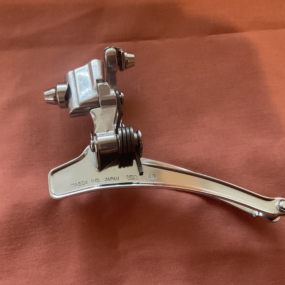 Suntour Cyclone Vintage Front Derailleur Braze-On Bottom Pull