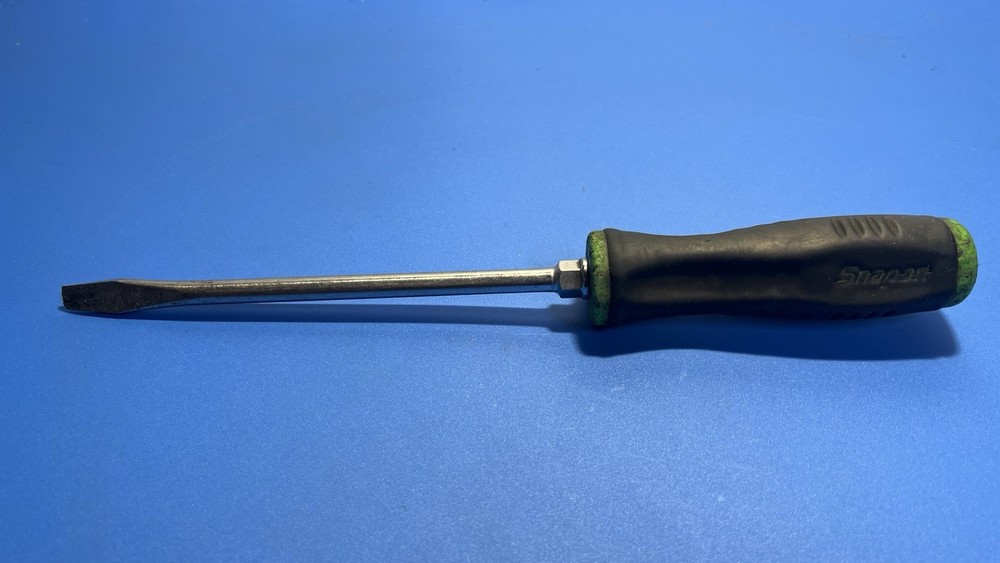 Snap-On 13 1/2" Flat Head Screwdriver Rubber Handle ~T514