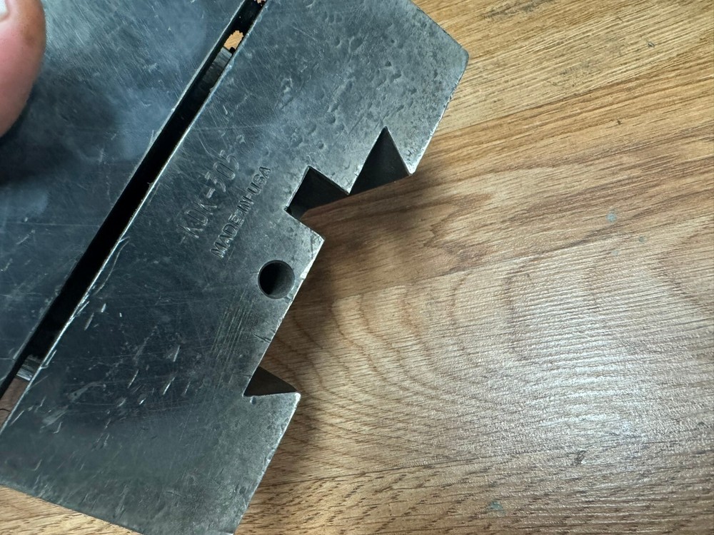 KDK QUICK CHANGE TOOL HOLDER 305 BORING BAR HOLDER