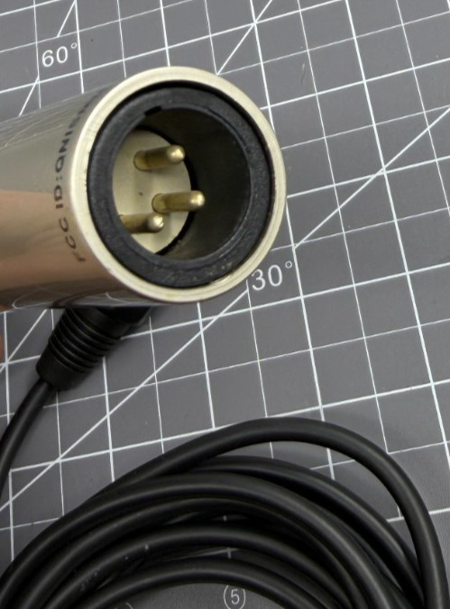 The Singing Machine SMM-106 Wired Microphone with Cable