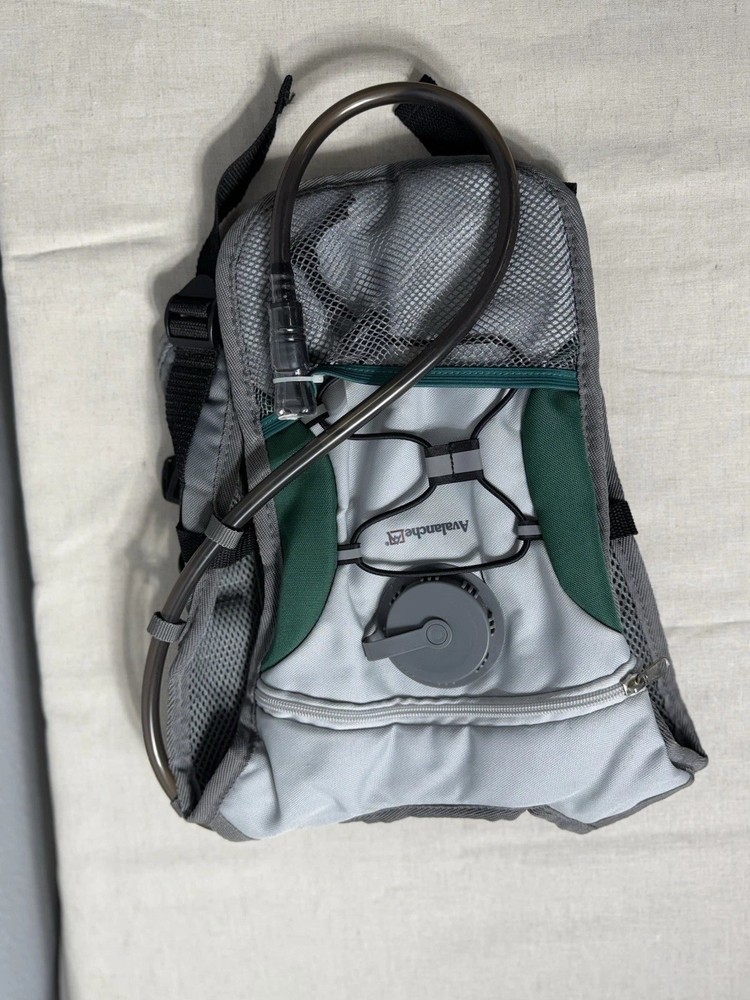 Avalanche Pioneer Hydration Bag Gray  1L/34oz
