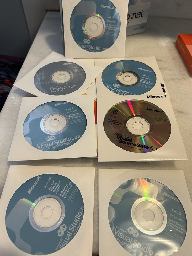 Microsoft Studio.net 2002 Enterprise Developer Full Retail Complete