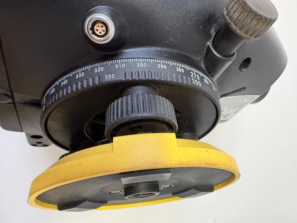 Leica Sprinter 150m Digital Level