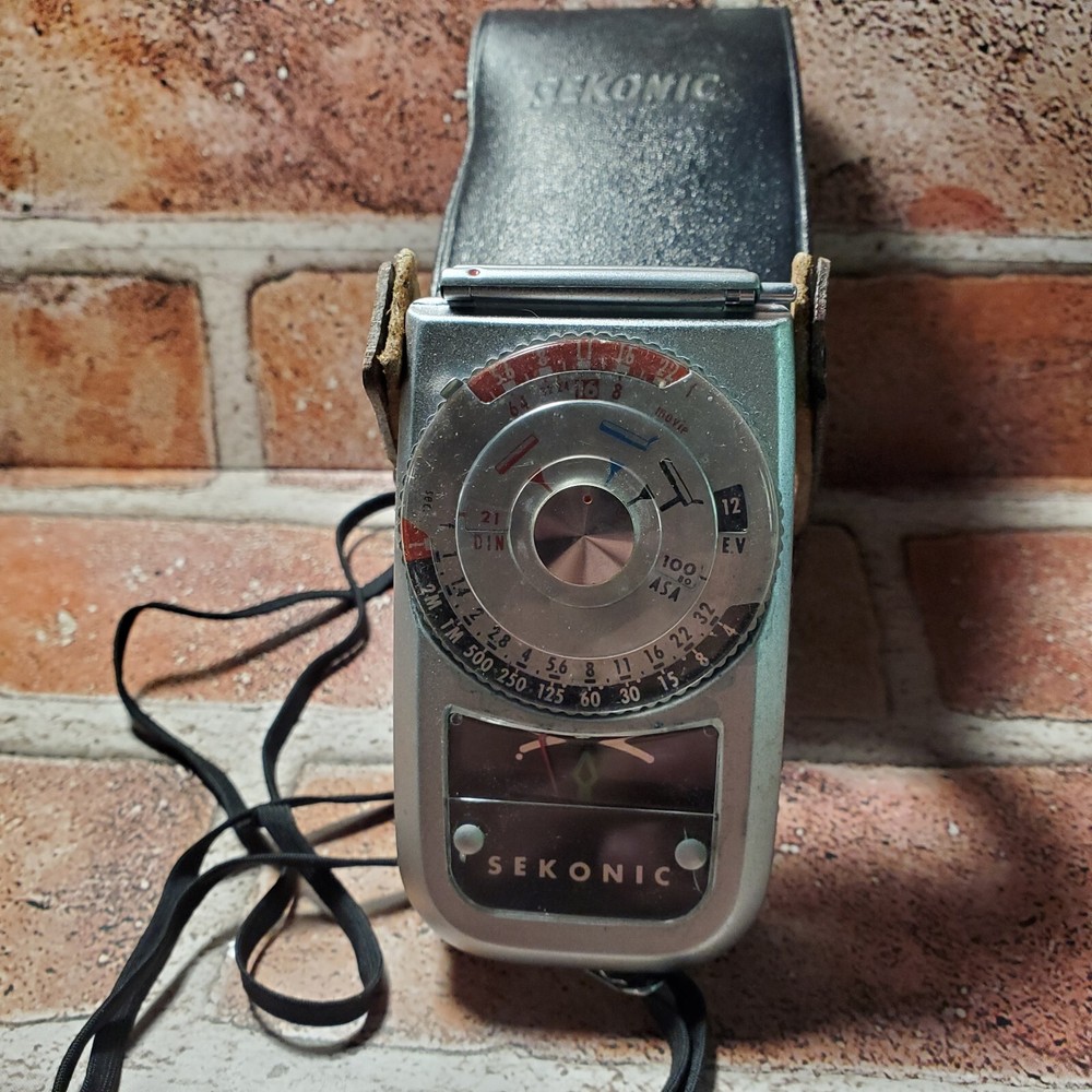 Vtg SEKONIC LIGHT AUTO LEADER 3 METER TESTED W Leather Case
