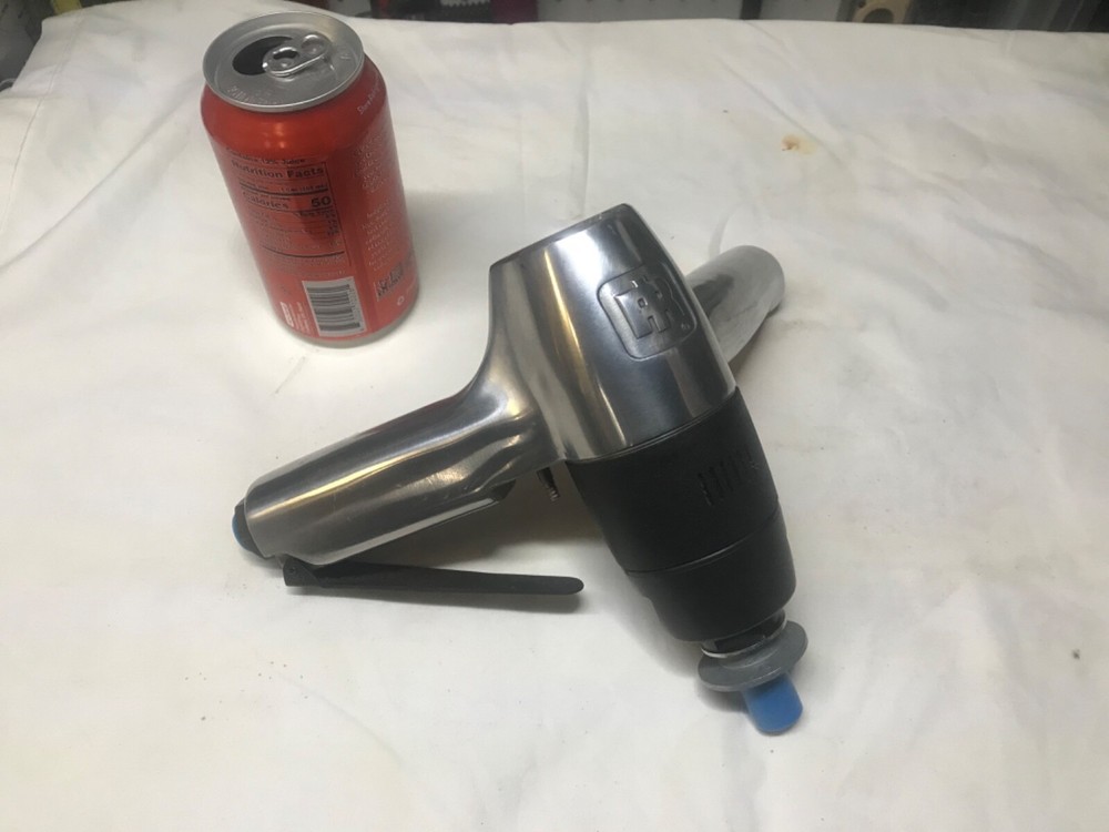 Ingersoll-Rand Pro 7S30L Variable Speed 22CFM Automatic Lubrication 3000 RPM