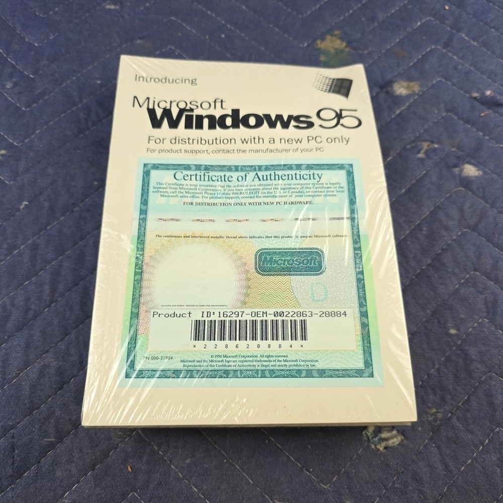 Introducing Microsoft Windows 95 Manual & CD Factory Sealed