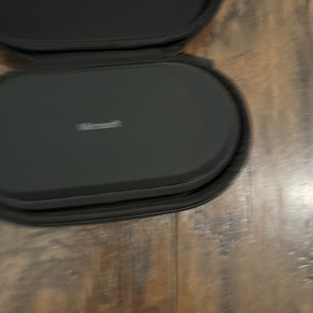 Microsoft modern usb-c speaker