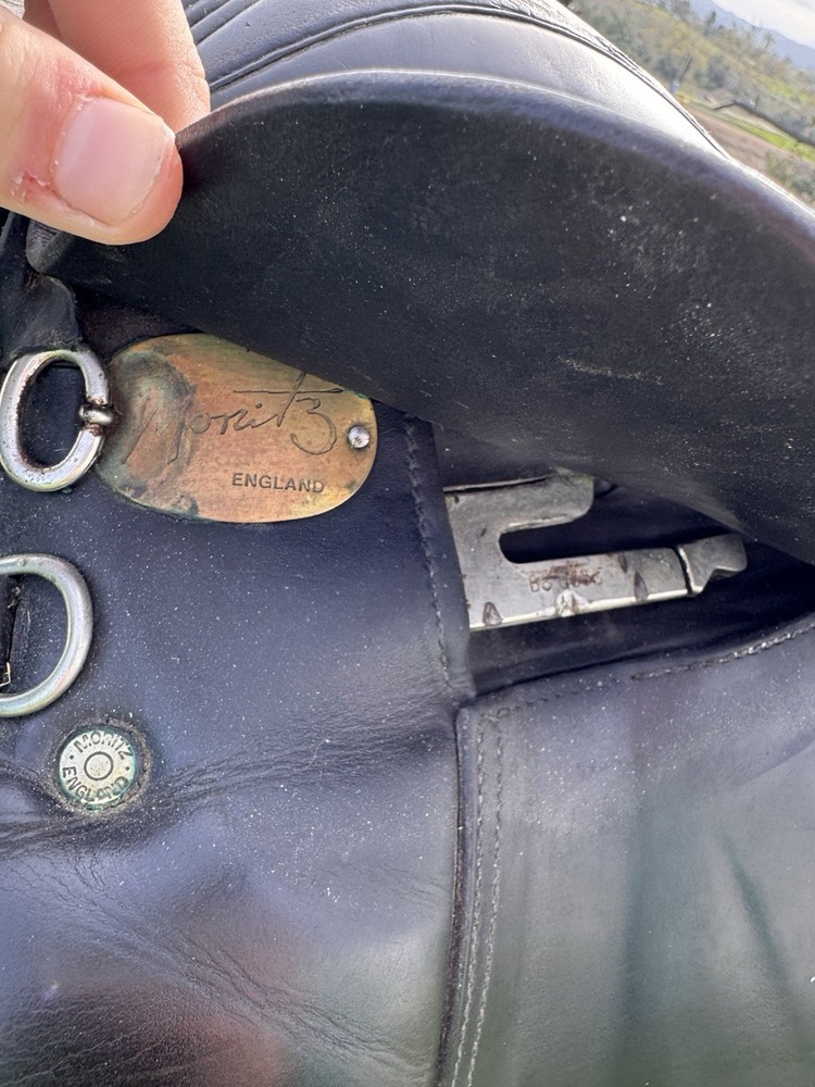 Morritz England 18” Dressage Saddle