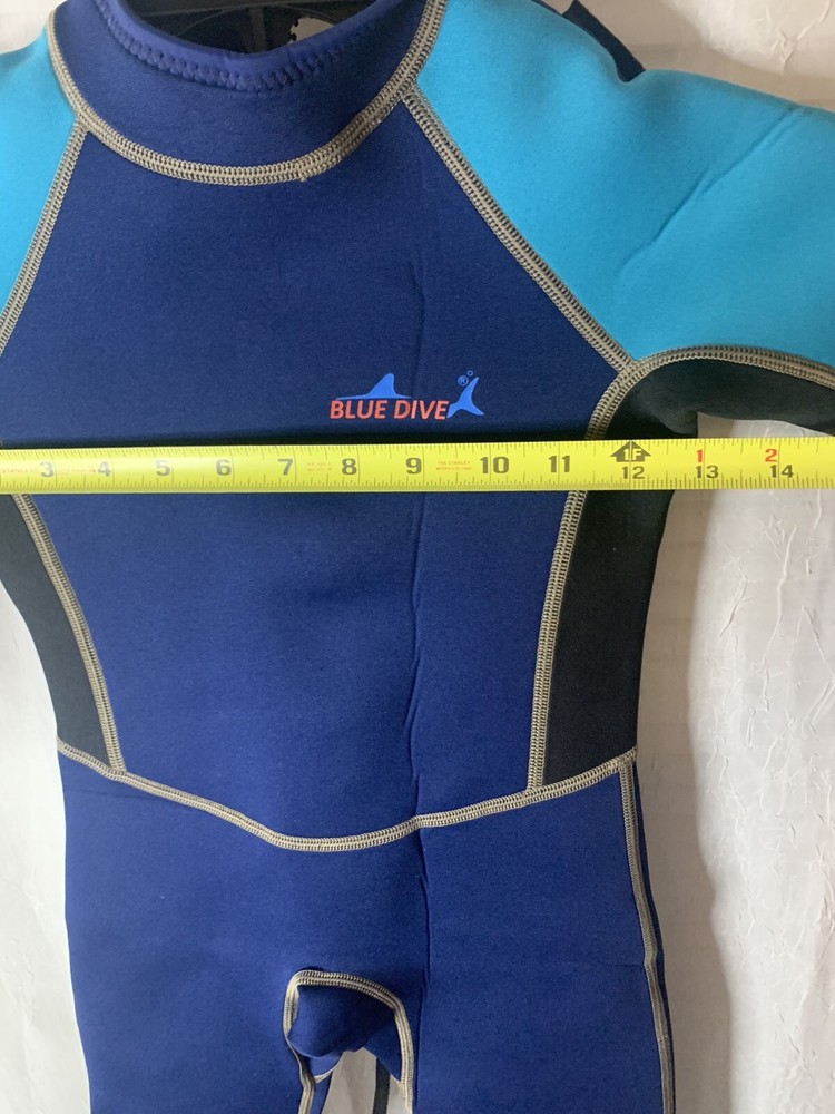 NWT Blue Dive Kids Wetsuit Size Medium Long Sleeve Blue