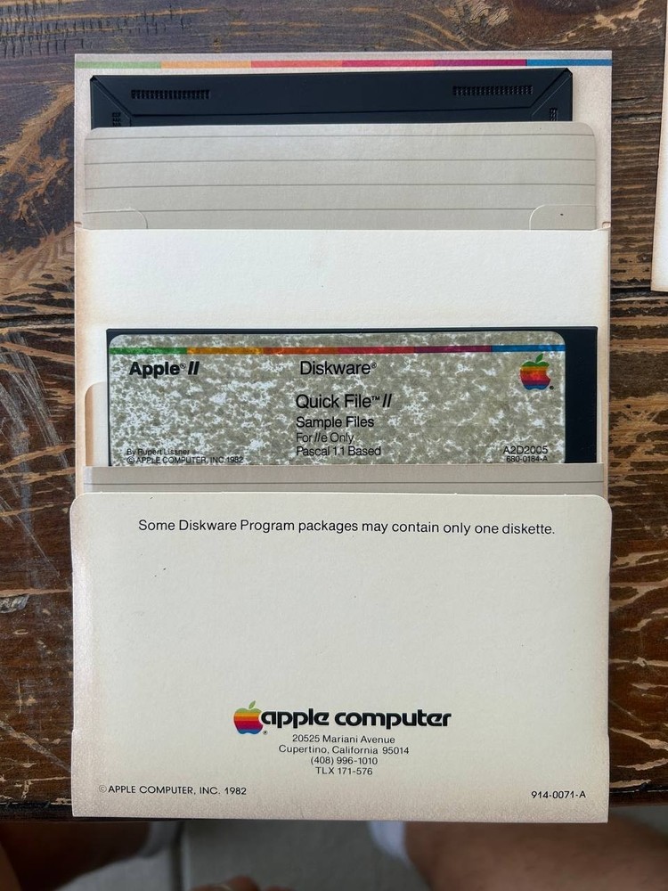Apple II Quick File II Software with Disks. Manuals. Box. 1982 year