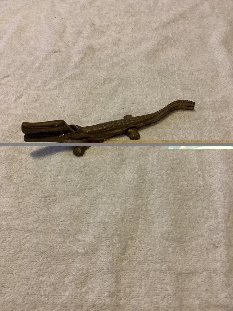 Vintage Mid Century Cast Brass Alligator Crocodile Nut Cracker Nutcracker 8"