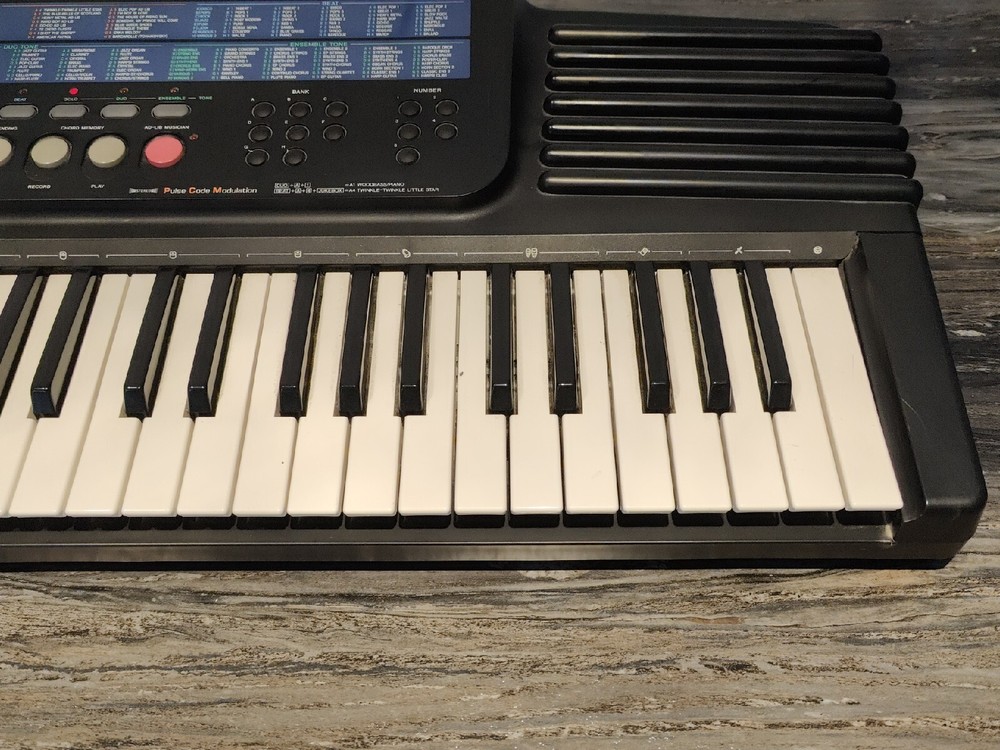 Casio CT-647 Electric Keyboard Instrument Working - Excellent Condition