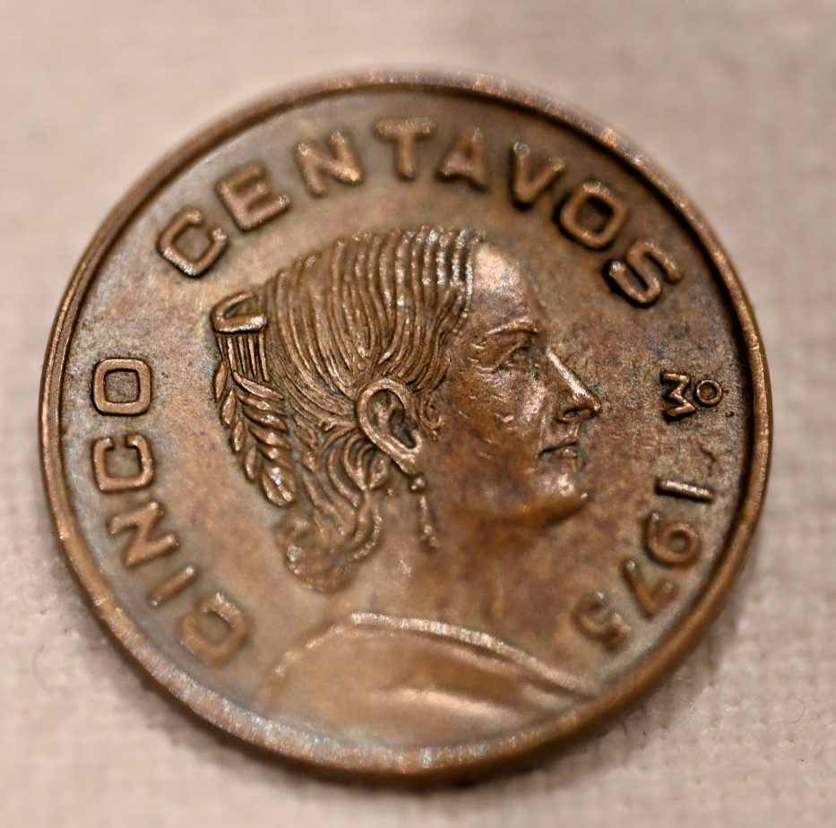 Mexico 5 Centavos 1975Mo Brass