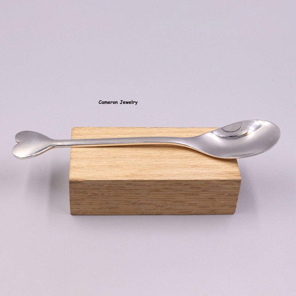 Solid S999 Fine Silver Healthy Tableware Heart Handle Soup Spoon 22-23g 5.1inch