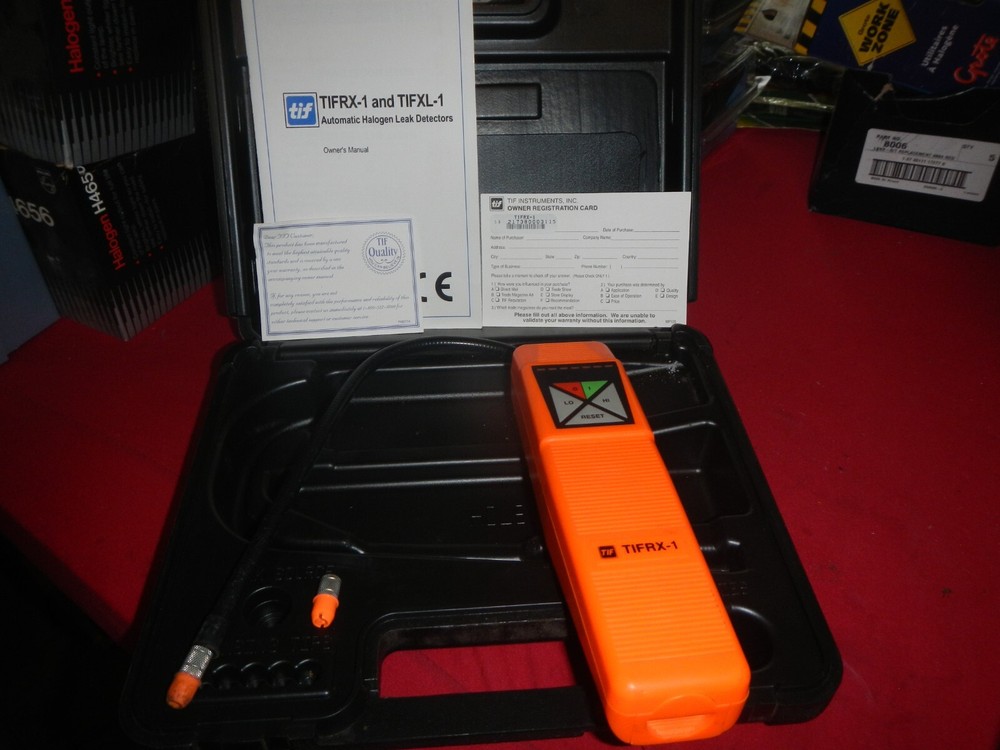 TIF RX-1  Refrigerant Leak Detector With Case WORKING