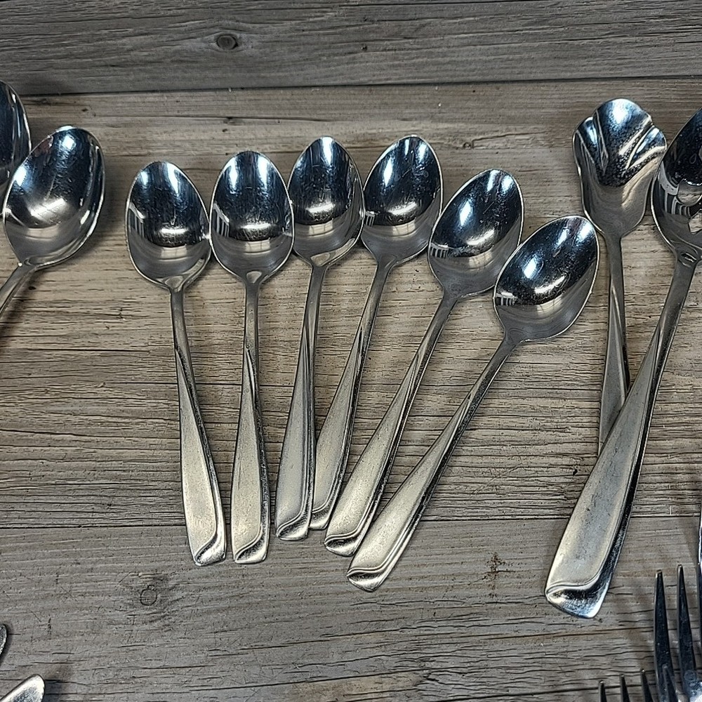 Pfaltzgraff 37 Piece Flatware Silverware Set Setting For 6 With Extras