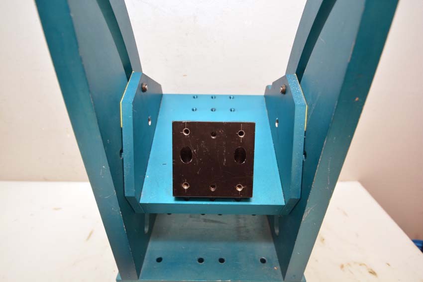 Aluminum Tilting Stage (Inv.37660 & 37661)
