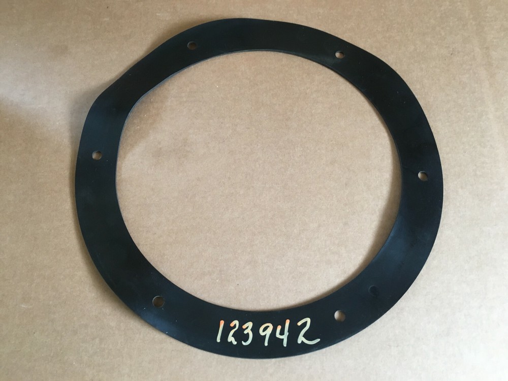 123942 Rubber Gasket Seal - NOS
