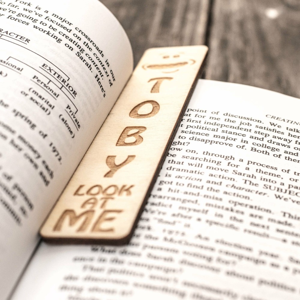Bookmark - Look at Me