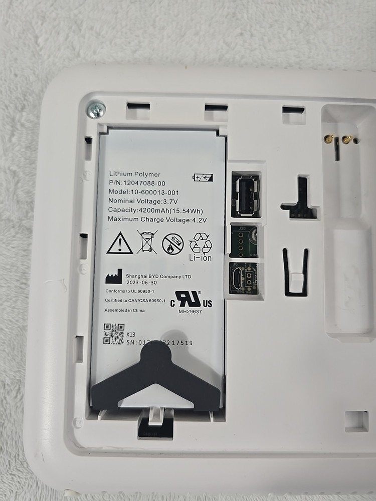 Vivint Smart Hub 2nd Gen Control Panel Replacement VS‑SH2000‑C00. UNTESTED