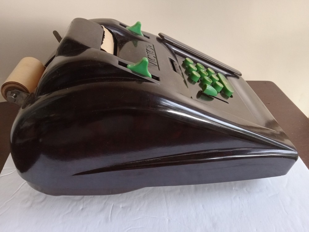 Vtg Victor Electric Adding Machine.