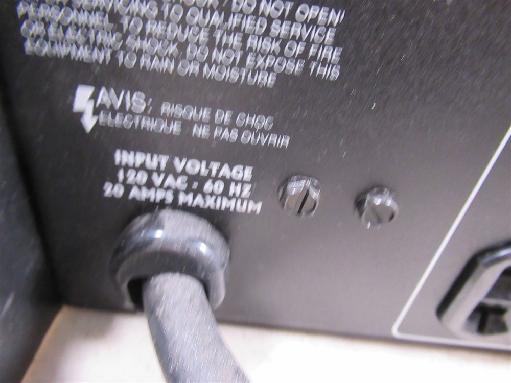 Furman Voltage Regulator AR-20 Series II Rack Mount Unit