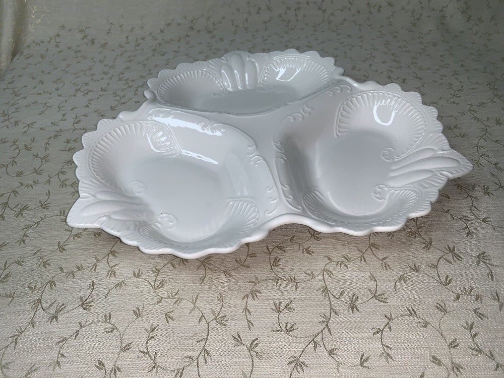 Vtg 11” White Scroll work 3 section Ceramic Serving Plate Platter Hearts Italy