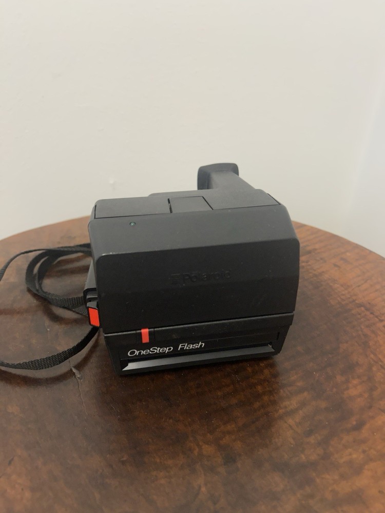 Polaroid One Step Flash Instant Camera Vintage With Strap And Bag.