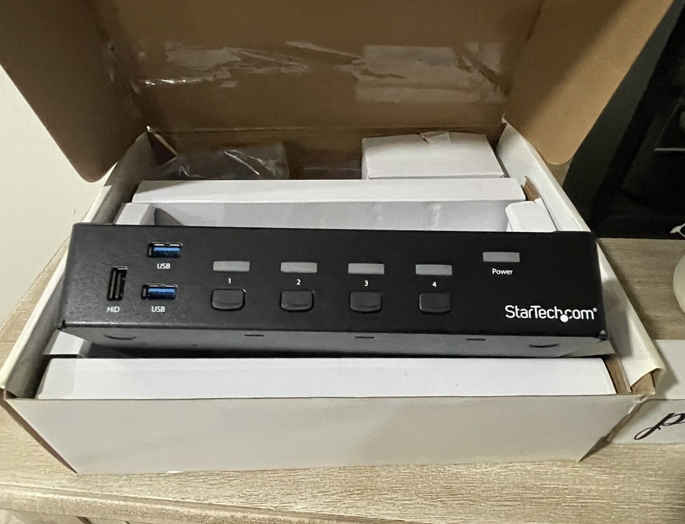 Startech.com 4-port Hdmi Kvm Switch - Built-in Usb 3.0 Hub For Peripheral SV431H