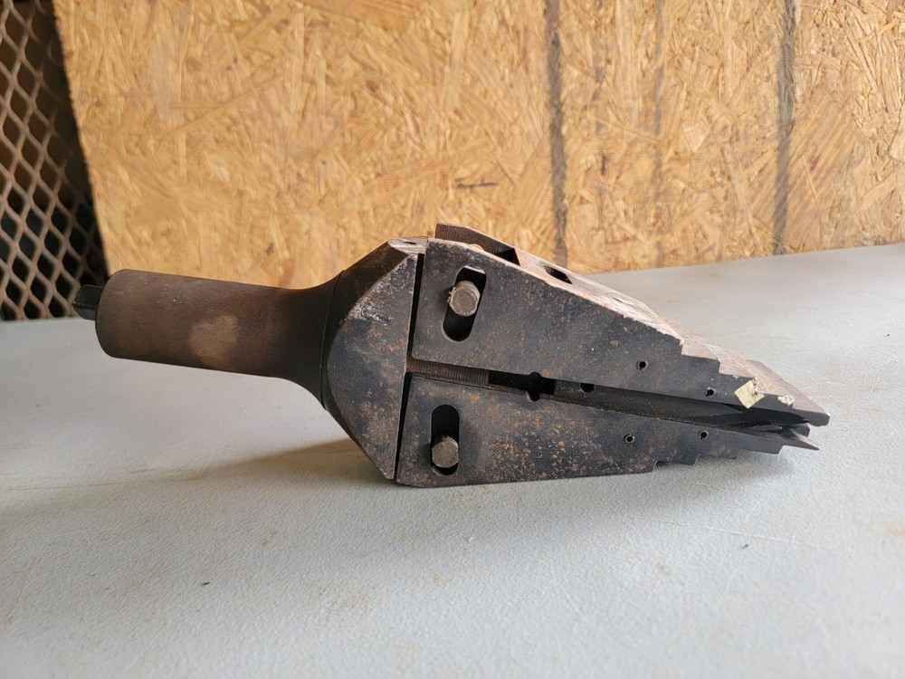 Mechanical Flange Spreader (See Photos)