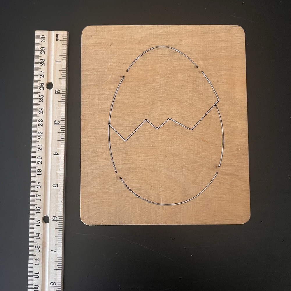 Ellison Accucut Wood Die Egg Cracked Easter Spring