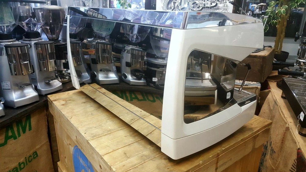 NUOVA SIMONELLI AURELIA II DIGIT 3 GROUP HIGH CUP WHITE ESPRESSO COFFEE MACHINE