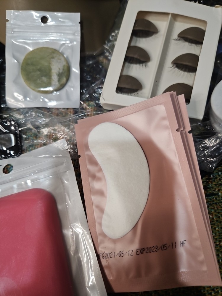 Fixe Beauty Eyelash Extension Training Kit – Practice Mannequin Head, Lashes,