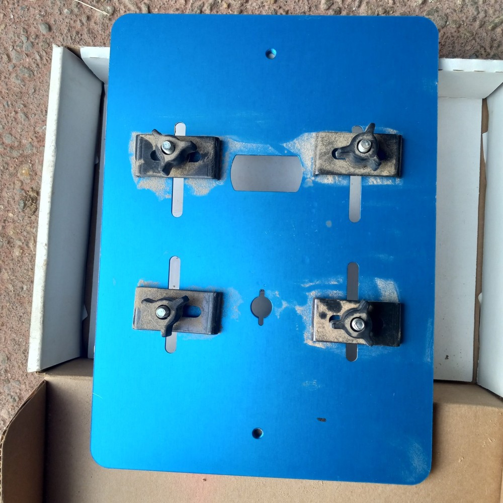 Rockler Universal Jigsaw Plate - Woodworking - Open Box